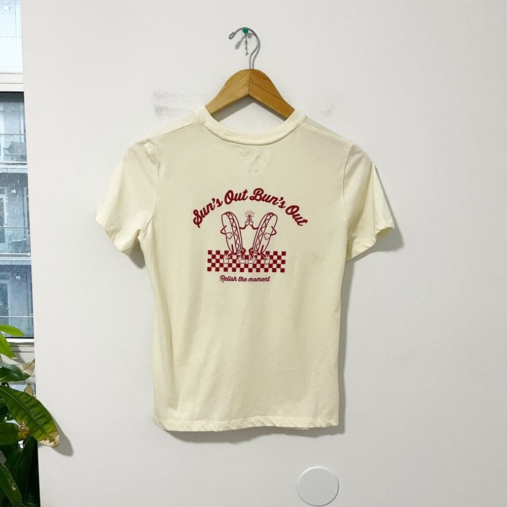 Universal Thread Sun's Out Bun's Out Short Sleeve Graphic Tee Size XS